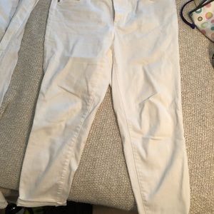 Talbots flawless 5 pocket white capris